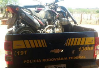 Motocicleta adulterada é apreendida pela PRF