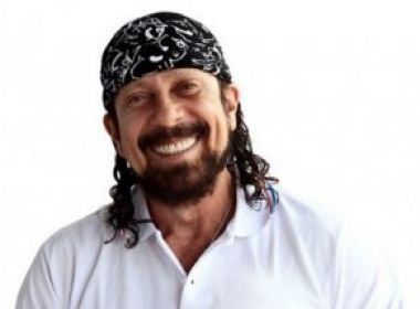 Assessoria de Bell Marques nega dívida de meses à equipe