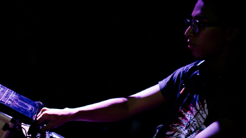 DJ pauloafonsino lança EP em parceria com banda gringa