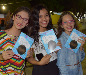 Alunos do Sete lançam seus primeiros livros em parceria com autores famosos