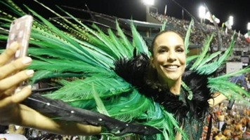 Ivete Sangalo lota a Sapucaí durante ensaio técnico