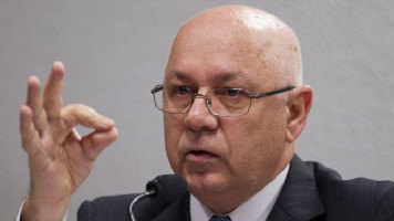 Ministro Teori Zavascki, do STF, morre em acidente de avião no RJ