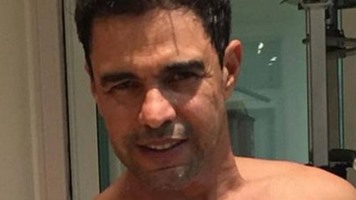 Zezé Di Camargo deleta foto sem camisa após receber críticas na web