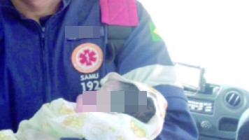 Mulher dá à luz em casa com ajuda de equipe do Samu de Paulo Afonso