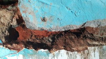 Superlotação de presos provoca tentativa de fuga na delegacia de polícia de Delmiro Gouveia