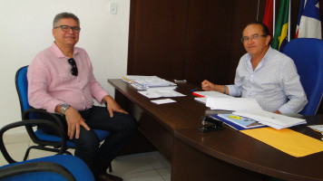 Administrador Regional da Chesf, Klewton Ferraz visita prefeito de Paulo Afonso, Luiz de Deus