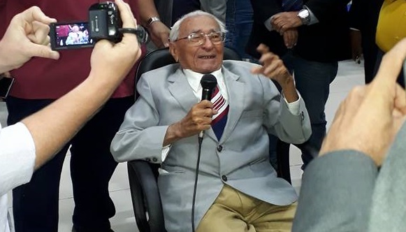 Câmara aprova projeto que beneficia ex-prefeitos de Paulo Afonso com pensão vitalícia