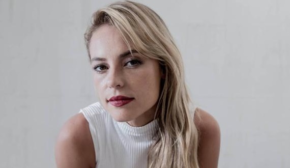 Globo descobre quem vazou fotos íntimas de Paolla Oliveira