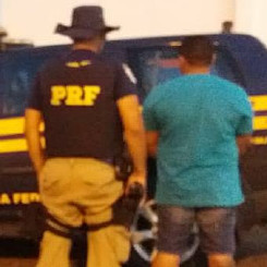 Foragido por roubo é preso pela PRF em Paulo Afonso