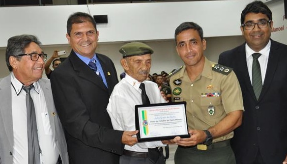Aos 95 anos, ex-combatente da 2ª Guerra Mundial recebe Título de Cidadão de Paulo Afonso