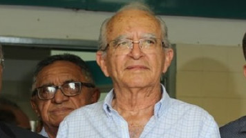 Prefeito Luiz de Deus contrata escritório de advocacia por R$ 216 mil