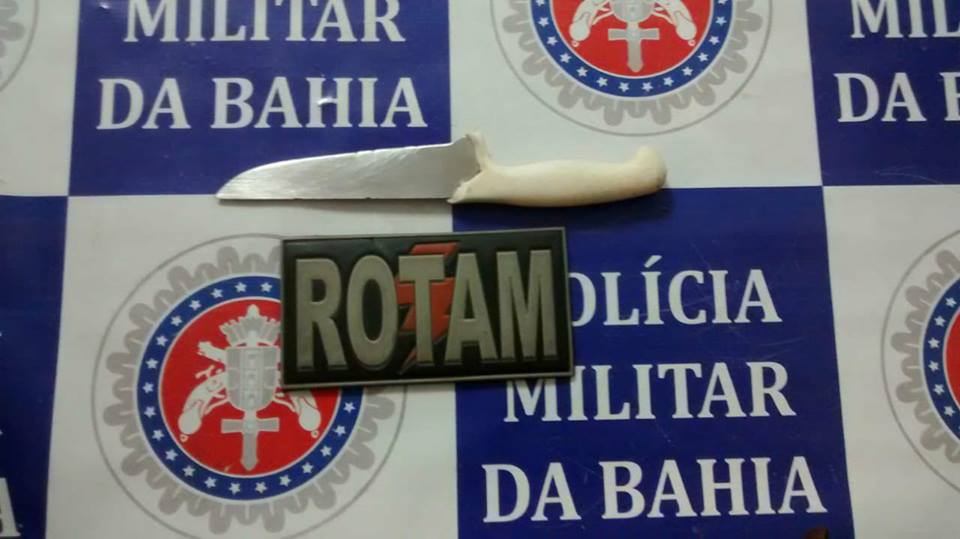 PM prende suspeito flagrado com faca em abordagem rotineira no BTN
