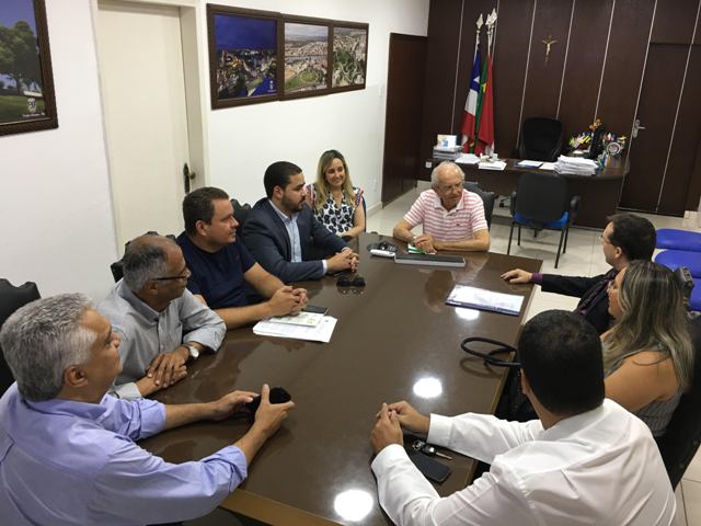 Prefeitura e Poder Judiciário assinam convênio para uso de prédio do antigo Fórum