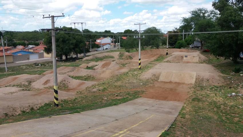 Após matéria, prefeitura vai requalificar pista de bicicross e local também ganhará pista de skate