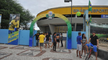 Após críticas de vereadores, prefeitura disponibilizará ônibus do BTN para Arena da Copa