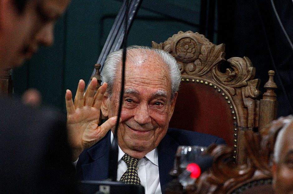 Aos 91 anos, morre ex-governador da Bahia Waldir Pires