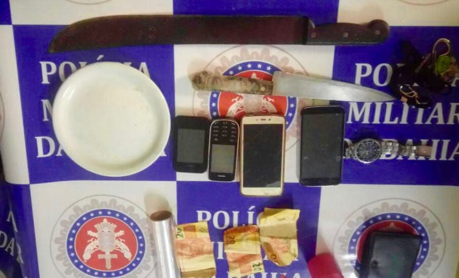 Polícia Militar prende indivíduo suspeito de vender crack na rua Da Paz