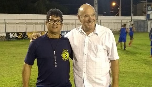 Anilton é “detonado” nas redes sociais após aparecer em estádio: “Como prefeito, nada fez pelo esporte”
