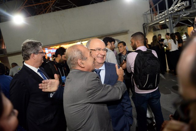 Debate da Band: Zé Ronaldo denuncia caos na educação, saúde e segurança