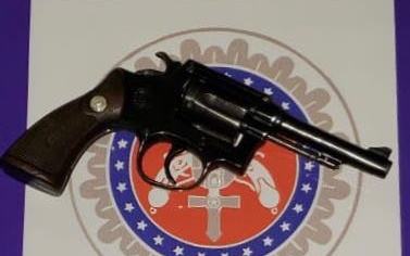 Homem é preso acusado de ameaçar vítima com arma de fogo no centro de Paulo Afonso