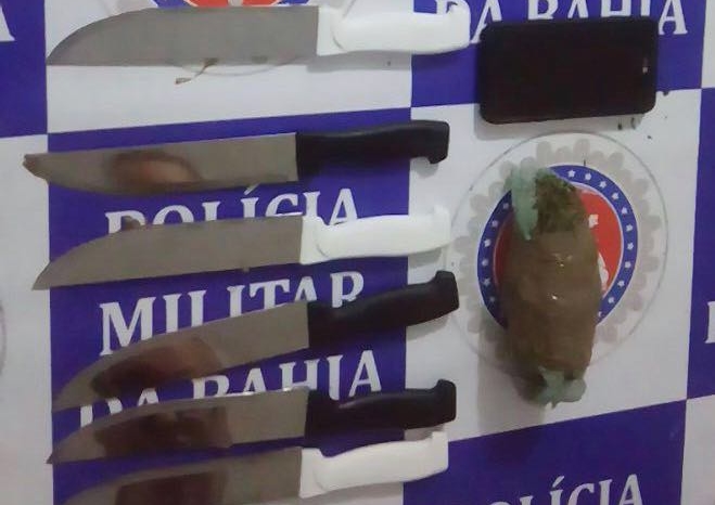 PM impede entrada de drogas, celular e facas no Presídio Regional de Paulo Afonso