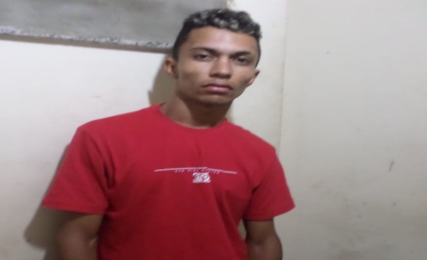 Jovem aproveita semelhança com irmão que seria solto e escapa do presídio de Paulo Afonso; entenda