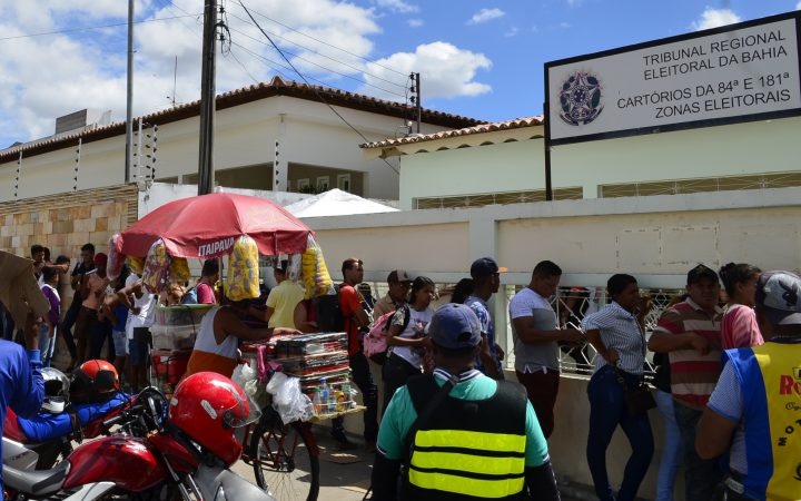 Mais de 81 mil eleitores estão aptos a votar hoje (7), em Paulo Afonso; maioria mulheres