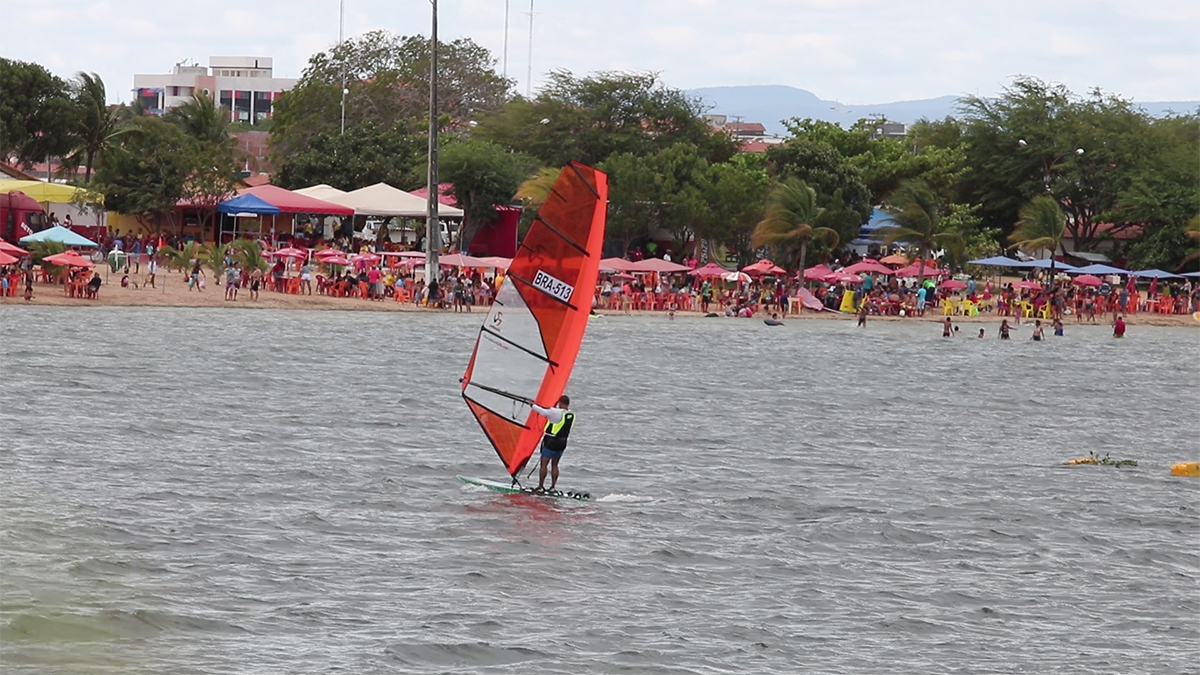 Veja como foram as competições náuticas no Balneário Prainha durante campeonato de vela (Fotos)