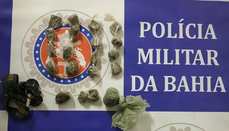 Suspeito de comercializar drogas é preso com 20 tabletes de maconha após abordagem rotineira em Paulo Afonso