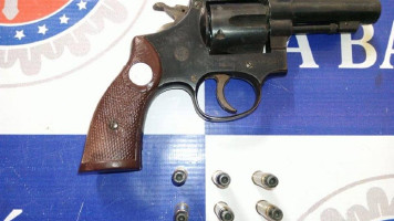 PM apreende arma de fogo no bairro Jardim Aeroporto em Paulo Afonso