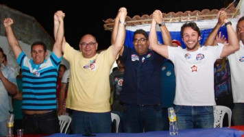 Mário Júnior e Val Oliveira intensificam últimos dias de campanha em Paulo Afonso (Fotos)