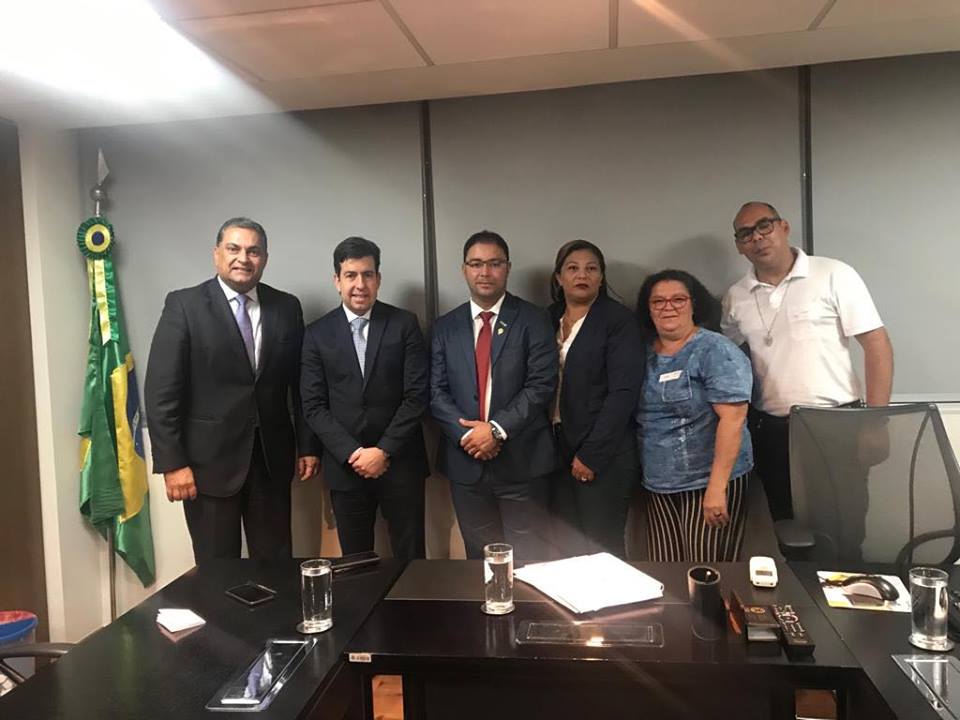 Mário Galinho diz que viagem a Brasília foi para ajudar a evitar risco de perda de verba do Fundeb