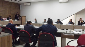 Com tranquilidade, oposição derruba veto de Luiz de Deus e Câmara apitará sobre ‘ajustes no Orçamento’