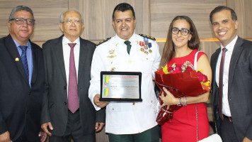 Comandante Carlos Humberto, do 20º BPM, recebe o título de Cidadão Pauloafonsino: “ainda há muito para fazer”