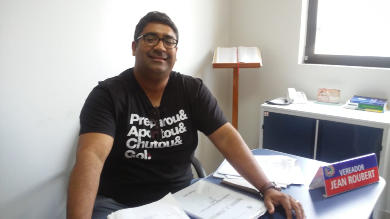 “Nós quebramos o paradigma”, diz Jean Roubert e alerta: ‘Educação pode perder R$ 52 milhões’