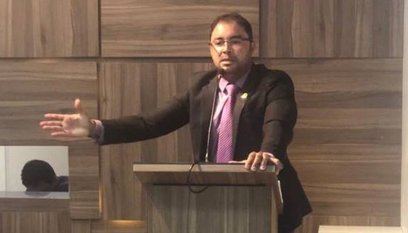 “Eu tenho certeza que o senhor vai demitir Jânio Soares”, diz Mário Galinho ao parabenizar Luiz de Deus por possíveis exonerações