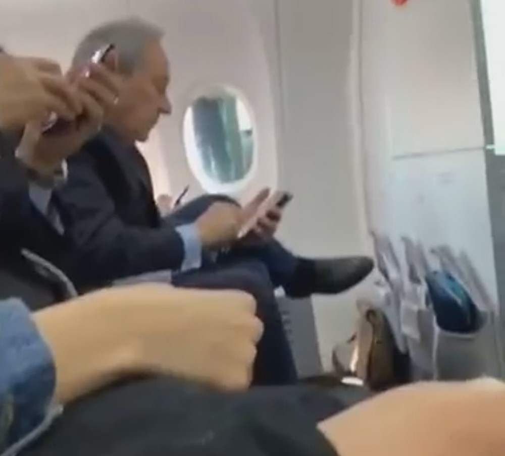 Advogado é detido em voo após dizer a Lewandowski que STF é ‘uma vergonha’