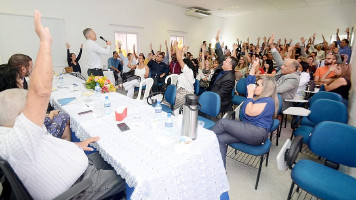 Delegados voltam atrás na decisão de entregar os cargos