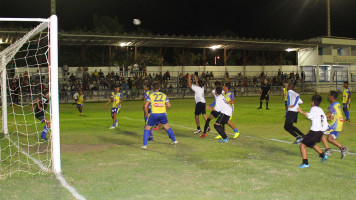 Goleadas marcam abertura do Campeonato de Futebol Cachoeira de Paulo Afonso