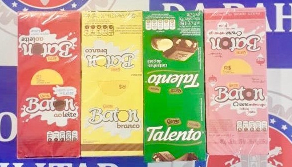 Câmeras flagram duas mulheres furtando 4 caixas de chocolate no Assaí Atacadista de Paulo Afonso