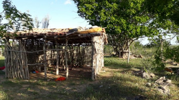 Dois criminosos são mortos em confronto com a polícia em Delmiro Gouveia; moto roubada é recuperada