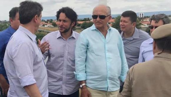 Mário Jr. participa de inauguração com ministro e solicita 2ª ponte em Paulo Afonso