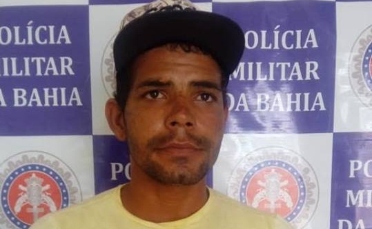 Suspeito com mandado de prisão em aberto por furto é preso nas proximidades da feira-livre de Paulo Afonso