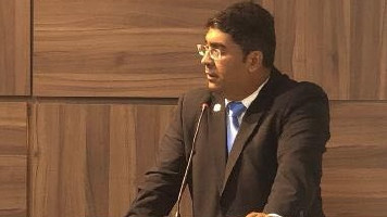 Com energia renovada e repaginado, Jean Roubert reafirma compromisso com a luta por melhorias para o povo (Vídeo)