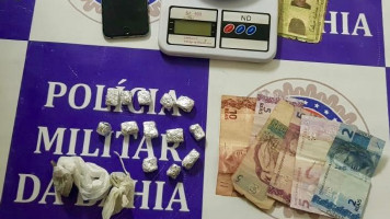 Polícia Militar prende suspeito de comercializar drogas no bairro Perpétuo Socorro