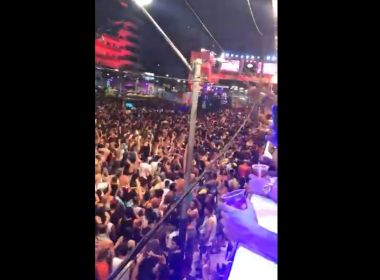 Baiana System tem protesto contra Bolsonaro