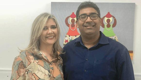 Jean Roubert doa material de escritório à Deam e marca ida da Comissão de Justiça para 4ª feira