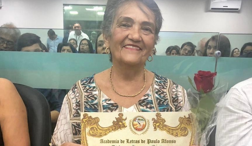 Marileide Queiroz, diretora do Colégio Montessori, recebe homenagem da ALPA (Fotos)