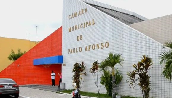Servidores efetivos da Câmara de Paulo Afonso têm aumento de 10% no salário