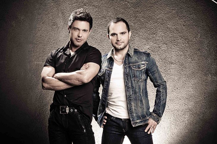 Zezé di Camargo e Luciano são acionados por crime contra a Pessoa Com Deficiência